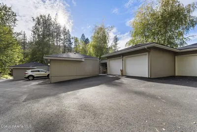 Property 26-10278 - Photo 5