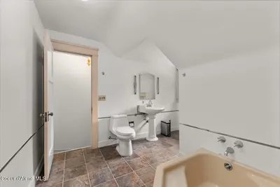 Property 26-9952 - Photo 67