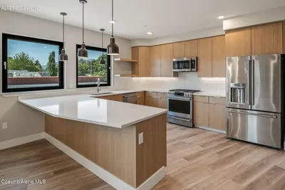 Property 26-6385 - Photo 1