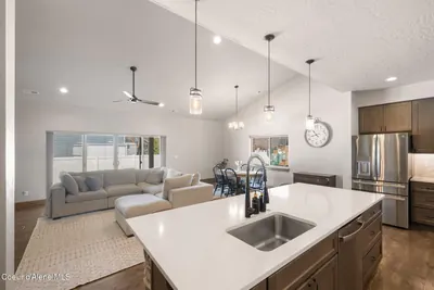 Property 26-9898 - Photo 9