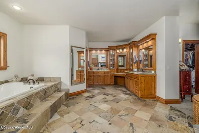 Property 26-10462 - Photo 22