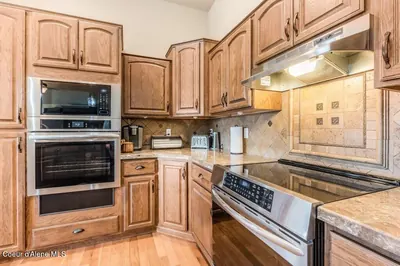 Property 26-9509 - Photo 31