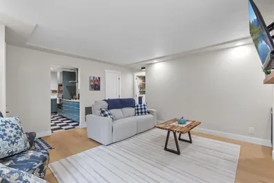 Property 26-10565 - Photo 9