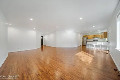 Property 26-9570 - Photo 13