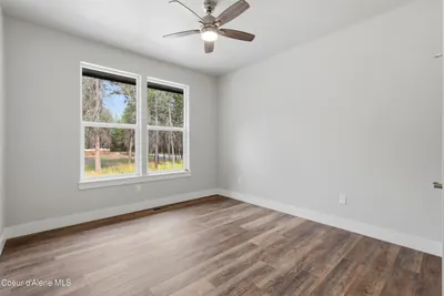 Property 26-7606 - Photo 18