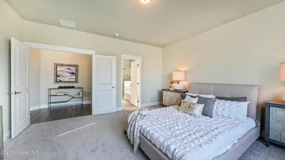 Property 25-11240 - Photo 15