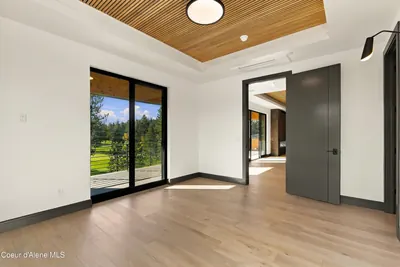 Property 26-10335 - Photo 23