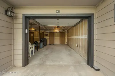 Property 26-9085 - Photo 31