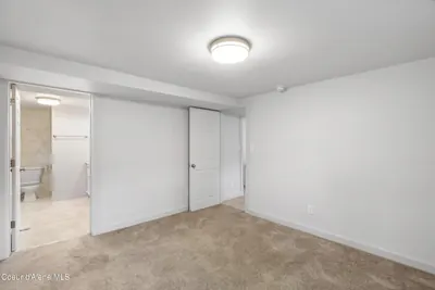 Property 26-8982 - Photo 35