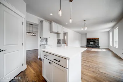 Property 26-1110 - Photo 15
