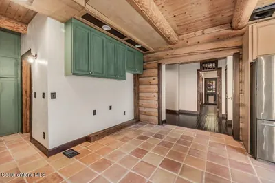 Property 26-3703 - Photo 12