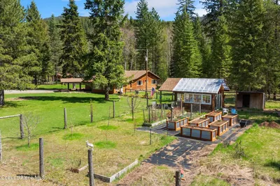 Property 26-10279 - Photo 11