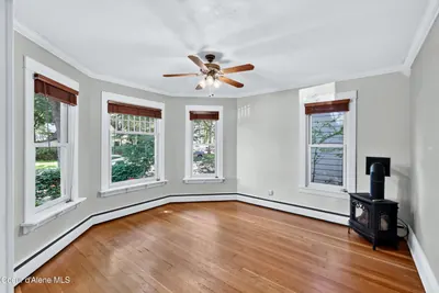 Property 26-6893 - Photo 7