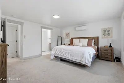 Property 26-7633 - Photo 61