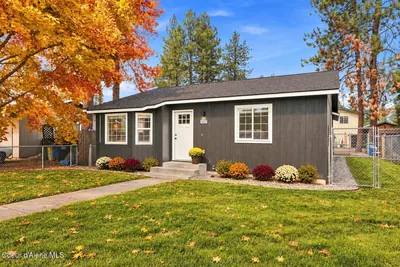 Property 26-8678 - Photo 2