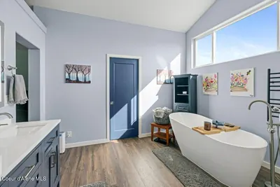 Property 26-10085 - Photo 15