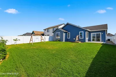 Property 26-7651 - Photo 5