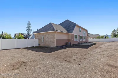 Property 26-9605 - Photo 35