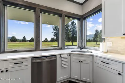 Property 26-8077 - Photo 21