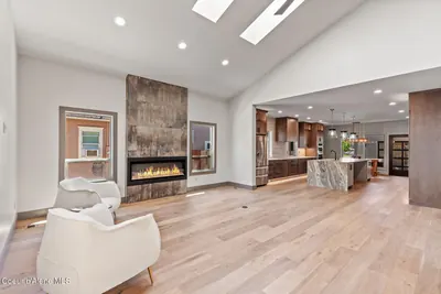 Property 26-949 - Photo 5