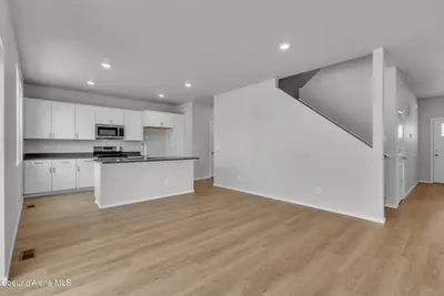 Property 26-8712 - Photo 6