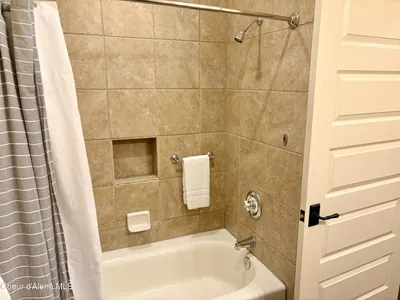 Property 26-8194 - Photo 9