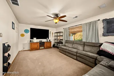 Property 26-9304 - Photo 17