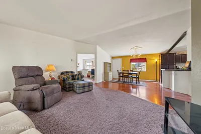 Property 26-9631 - Photo 5