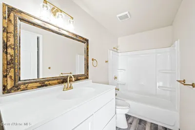 Property 26-10460 - Photo 25