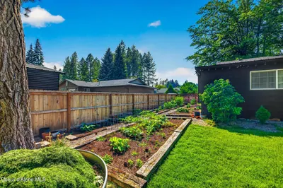 Property 26-7902 - Photo 83