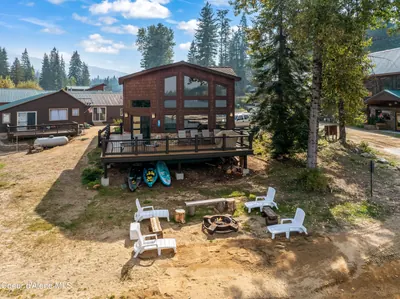 Property 25-10241 - Photo 2