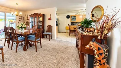 Property 26-10176 - Photo 4