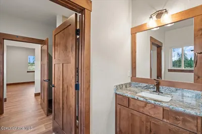 Property 26-7686 - Photo 26