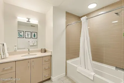 Property 26-10425 - Photo 35