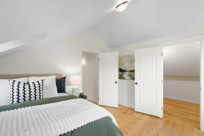 Property 26-10058 - Photo 22