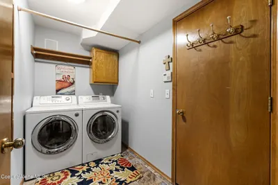Property 26-8943 - Photo 26