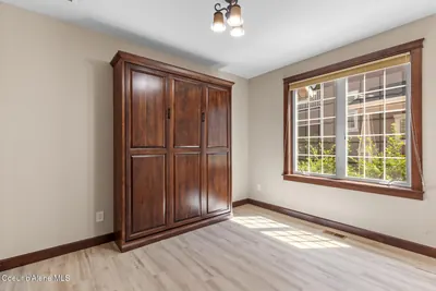 Property 26-7000 - Photo 17