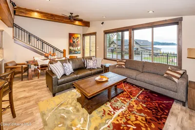 Property 26-1596 - Photo 4