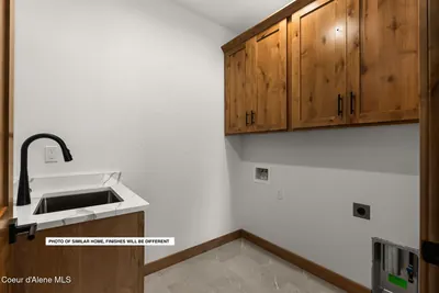 Property 26-10010 - Photo 27