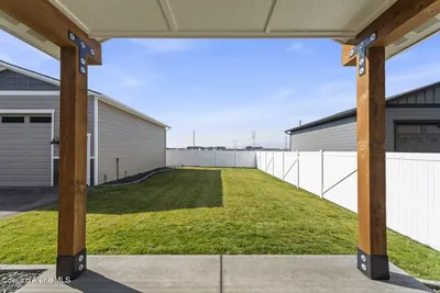 Property 26-8647 - Photo 40