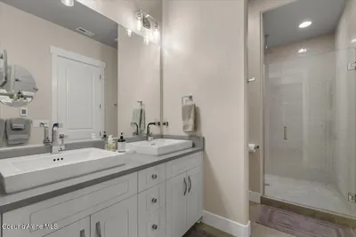 Property 26-9872 - Photo 12