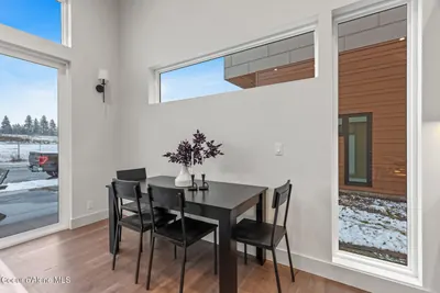 Property 25-11384 - Photo 15