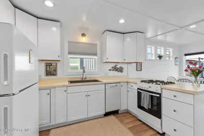 Property 26-8966 - Photo 12