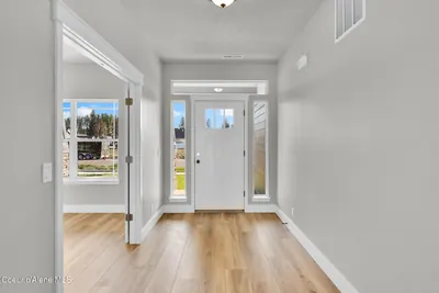 Property 26-7894 - Photo 5