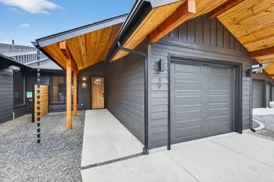 Property 26-6896 - Photo 1