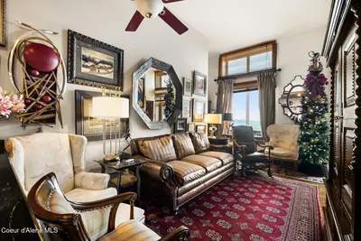 Property 26-893 - Photo 3