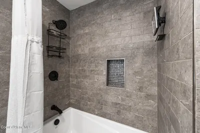 Property 26-10488 - Photo 28