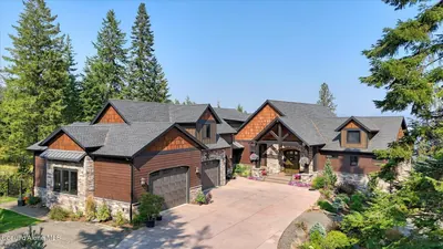 Property 26-8183 - Photo 83