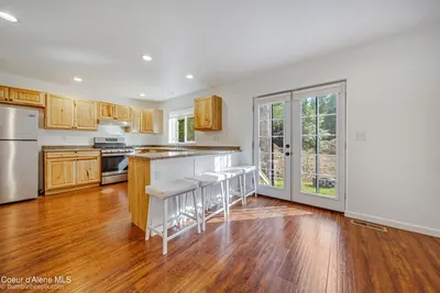 Property 26-9570 - Photo 6