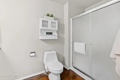 Property 26-9584 - Photo 27